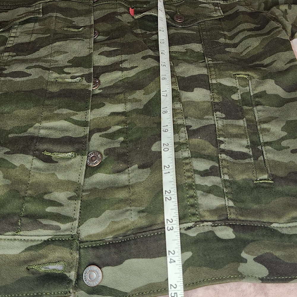 Women's Upcycled Peony Camo Jacket, XL - Picture 5 of 7